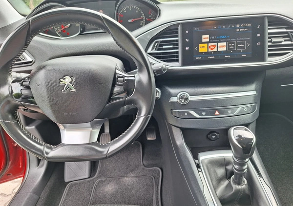 Peugeot 308 cena 45800 przebieg: 63000, rok produkcji 2019 z Ćmielów małe 37